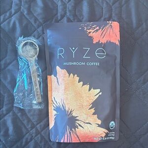 RYZE Mushroom Coffee 6.35 oz 30 servings fresh